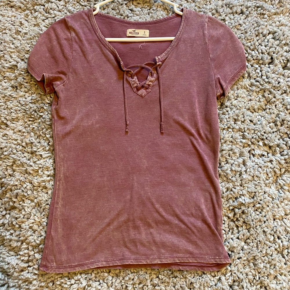Woman’s short sleeve shirt